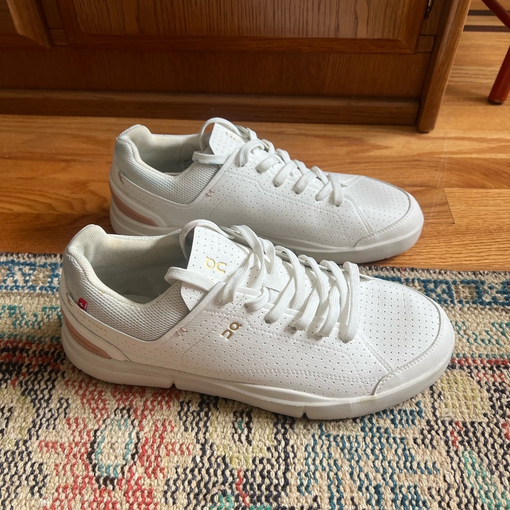THE ROGER Women’s On Cloud Sneakers - Picture 4 of 9